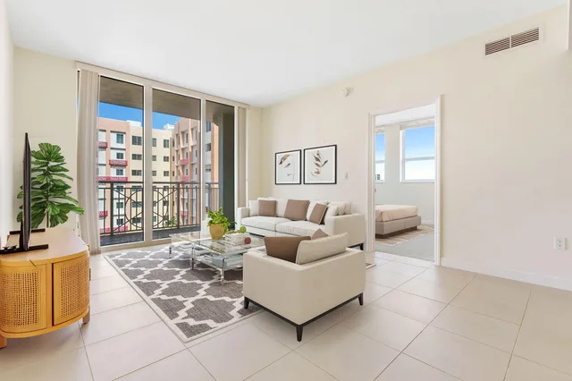 City Palms Unit 601 photo 8