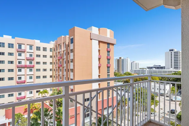 City Palms Unit 601 photo 26