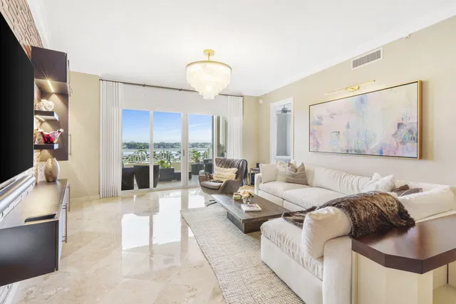 Esplanade Grande Unit 503 photo 9