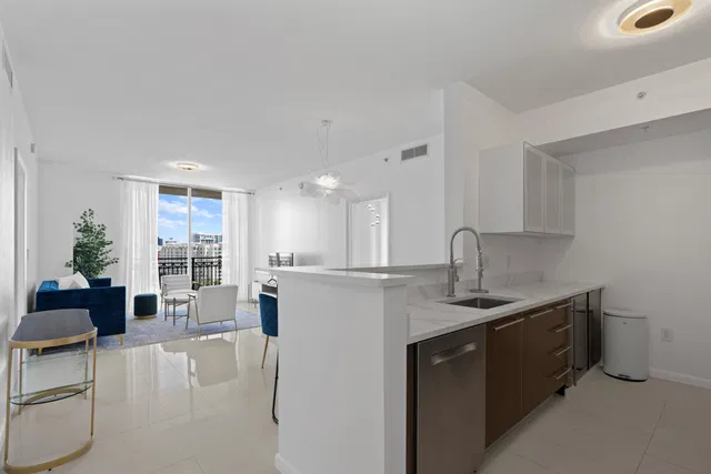 CityPlace South Tower Unit 1006, sold $760,000