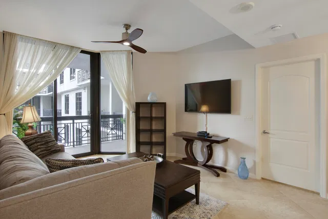 One City Plaza Unit 1024 photo 11
