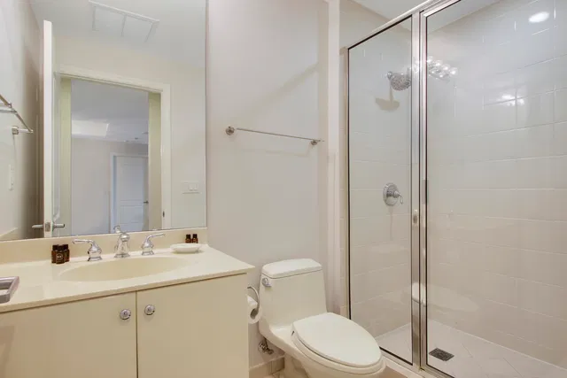 One City Plaza Unit 1024 photo 22