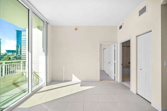 City Palms Unit 535 photo 5