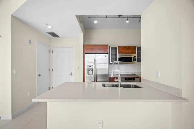 City Palms Unit 535 photo 12