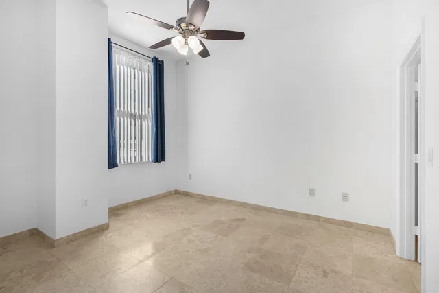 The Strand Unit 306 photo 26