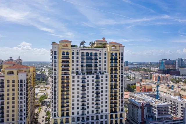 Two City Plaza Unit 211 photo 29