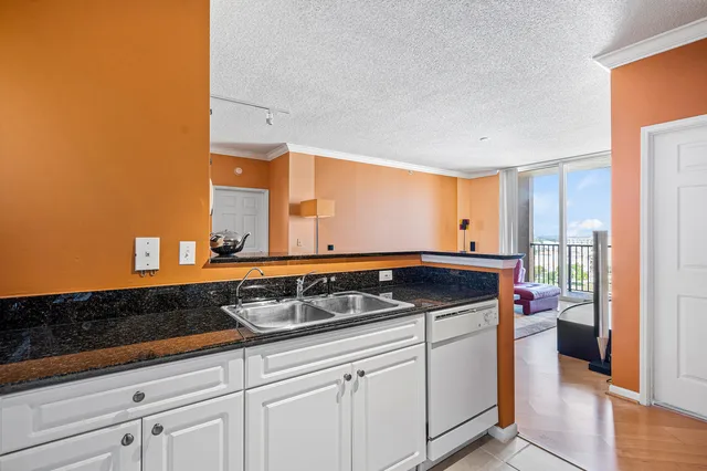 The Tower Condominium at Cityplace Unit 1104 photo 7