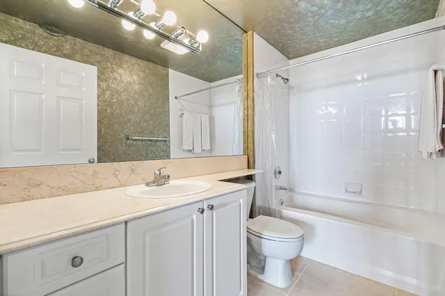 The Tower Condominium at Cityplace Unit 1104 photo 11