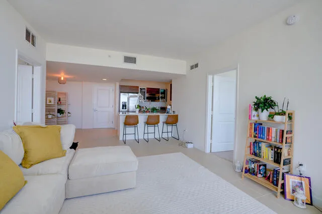 City Palms Unit 925 photo 7