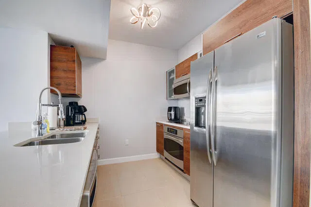 City Palms Unit 801 photo 11