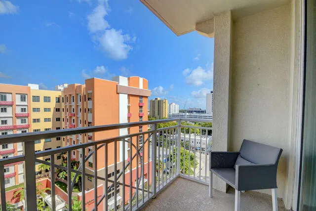 City Palms Unit 801 photo 17