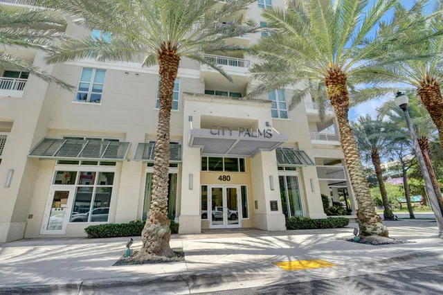 City Palms Unit 738 photo 2