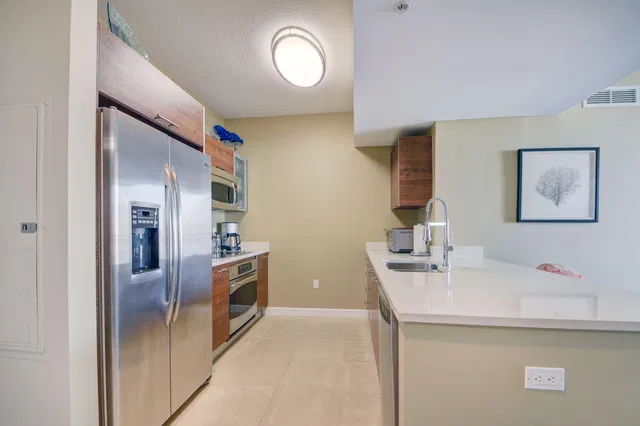 City Palms Unit 738 photo 6
