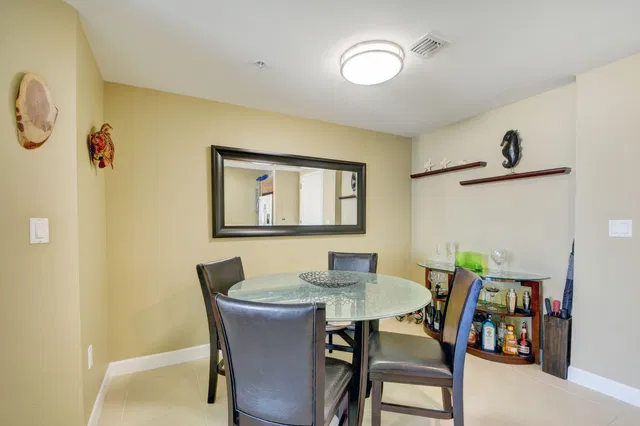 City Palms Unit 738 photo 9