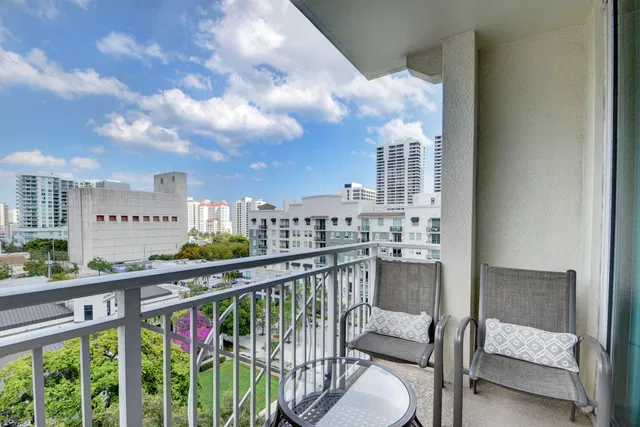 City Palms Unit 738 photo 15