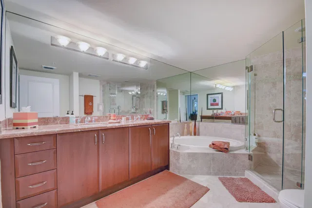 The Metropolitan Unit 217 photo 19