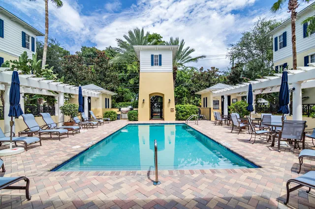 Magnolia Court Residence photo 23