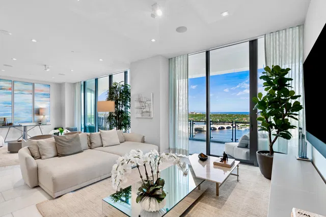 Bristol Palm Beach Unit 1403 photo 6