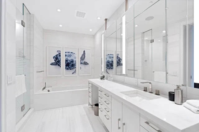 Bristol Palm Beach Unit 1403 photo 12