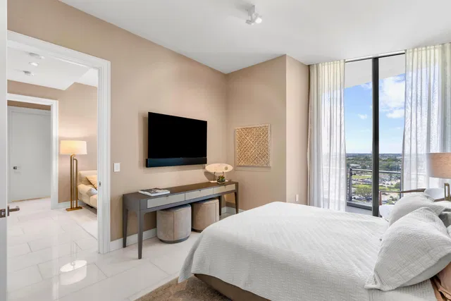Bristol Palm Beach Unit 1403 photo 15