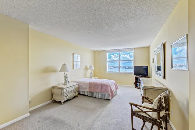 1701 S Flagler Unit 707 photo 14