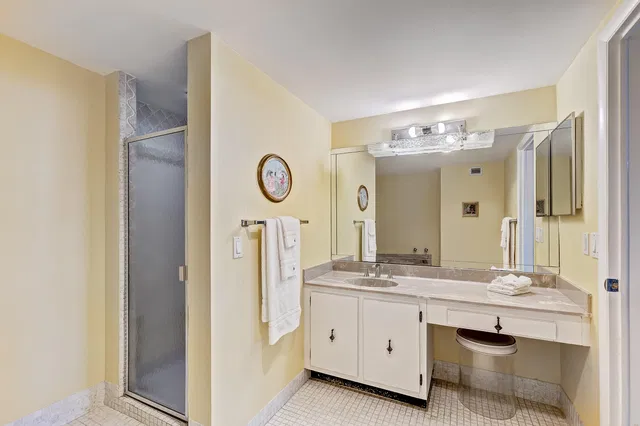 1701 S Flagler Unit 707 photo 16