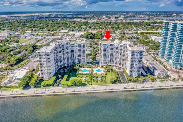 1701 S Flagler Unit 707 photo 41
