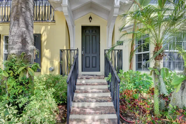 Magnolia Court Residence photo 9