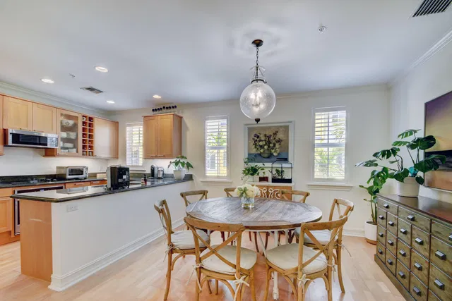 Magnolia Court Residence photo 23