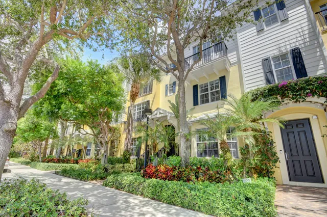 Magnolia Court Residence photo 47