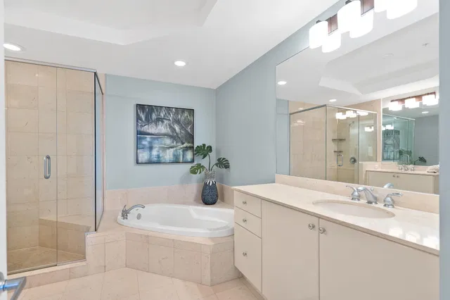 One City Plaza Unit 1008 photo 12