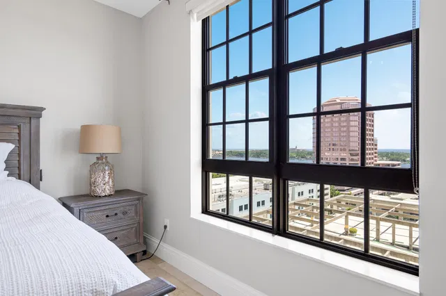One City Plaza Unit 1008 photo 16