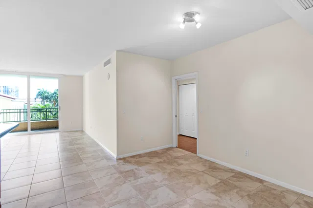 The Metropolitan Unit 309 photo 14