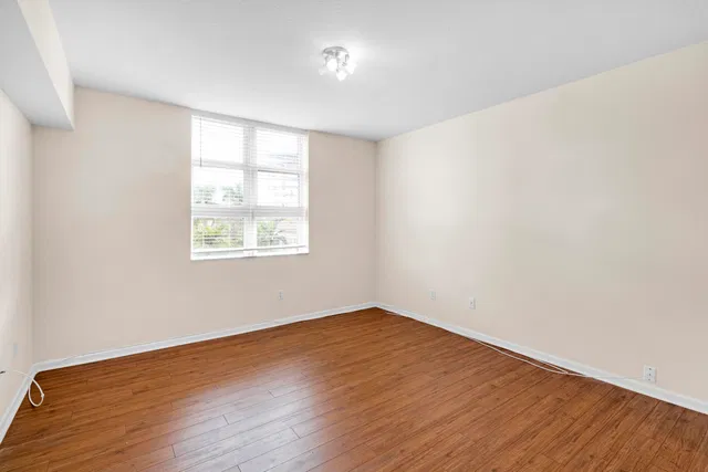 The Metropolitan Unit 309 photo 36