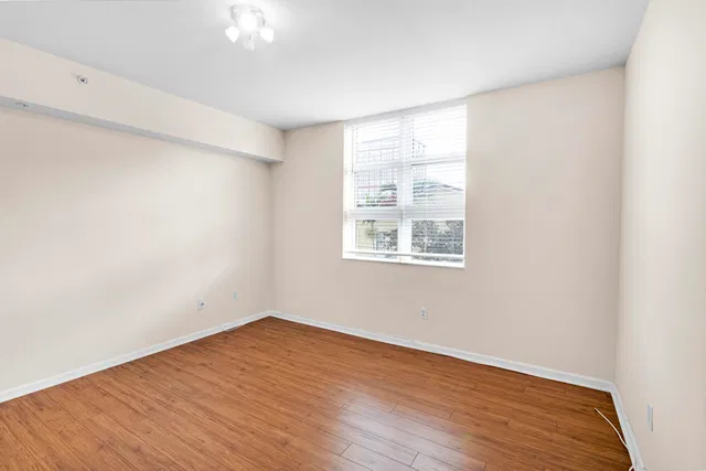 The Metropolitan Unit 309 photo 37