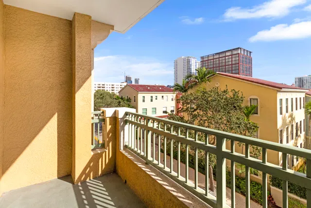 The Metropolitan Unit 309 photo 54