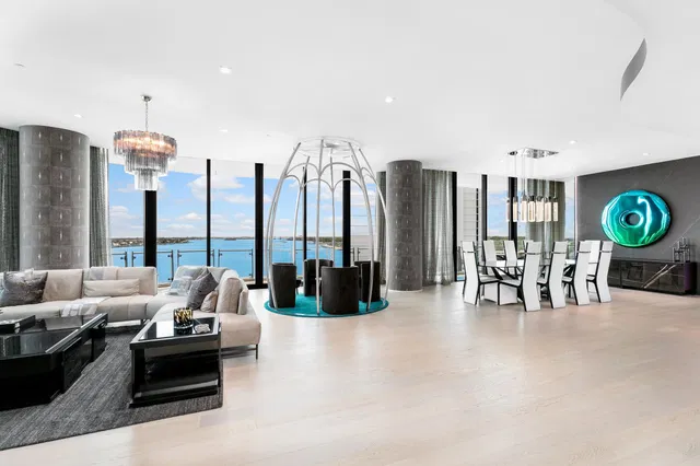 Bristol Palm Beach Unit 804 photo 6