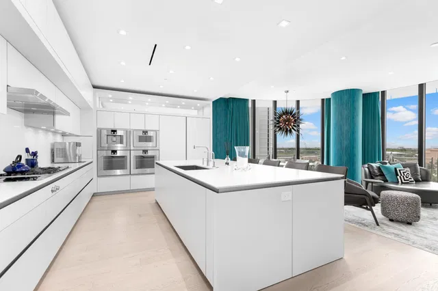 Bristol Palm Beach Unit 804 photo 18