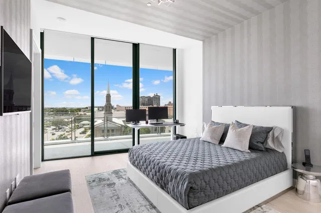 Bristol Palm Beach Unit 804 photo 32