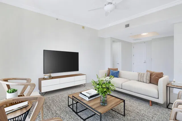 Two City Plaza Unit 1813 photo 6