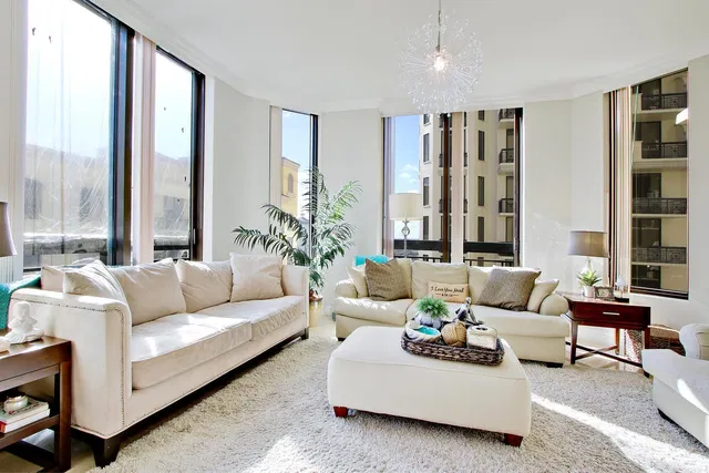 Two City Plaza Unit 1415 photo 6