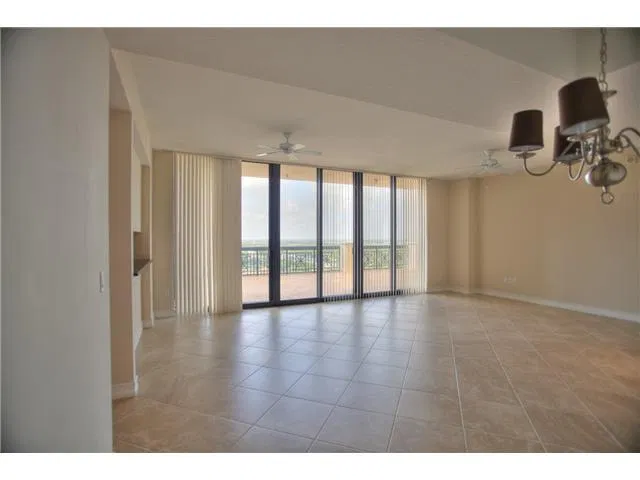 Two City Plaza Unit 1602 photo 10