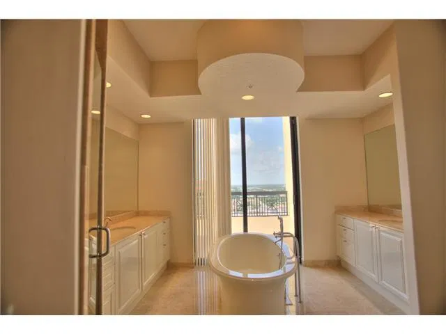Two City Plaza Unit 1602 photo 16