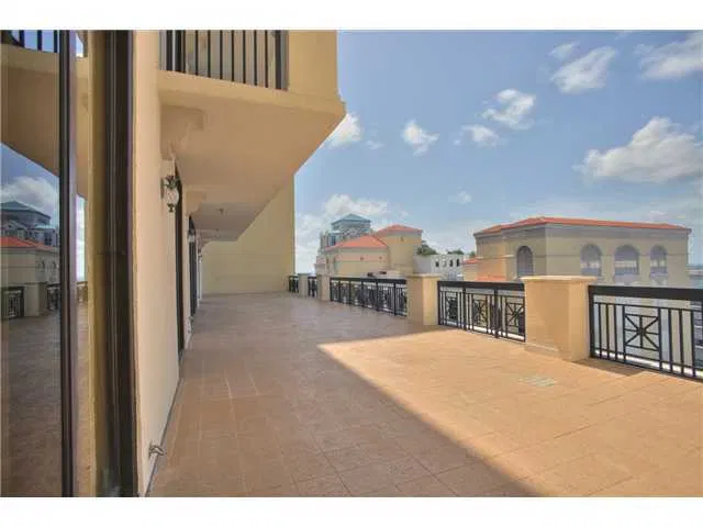 Two City Plaza Unit 1602 photo 19