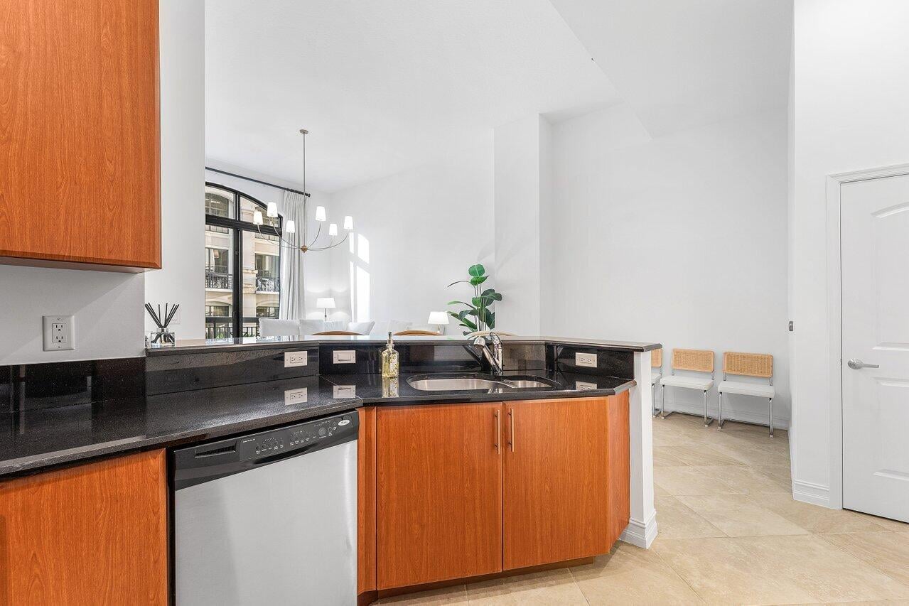 Two City Plaza Unit 310 photo 11