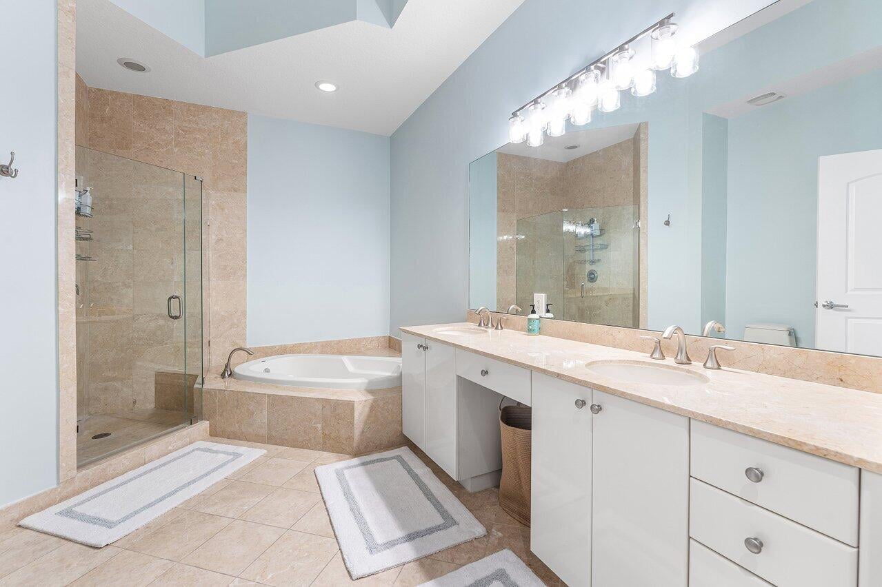 Two City Plaza Unit 310 photo 15