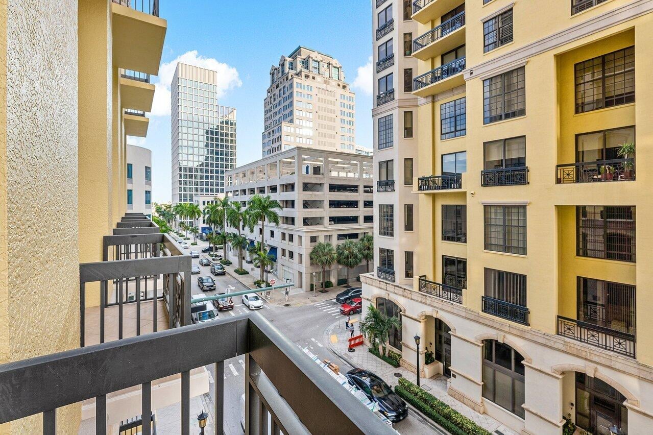 Two City Plaza Unit 310 photo 27