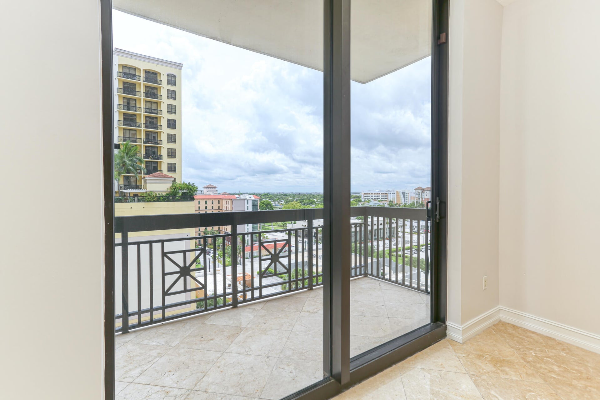 Two City Plaza Unit 603 photo 9