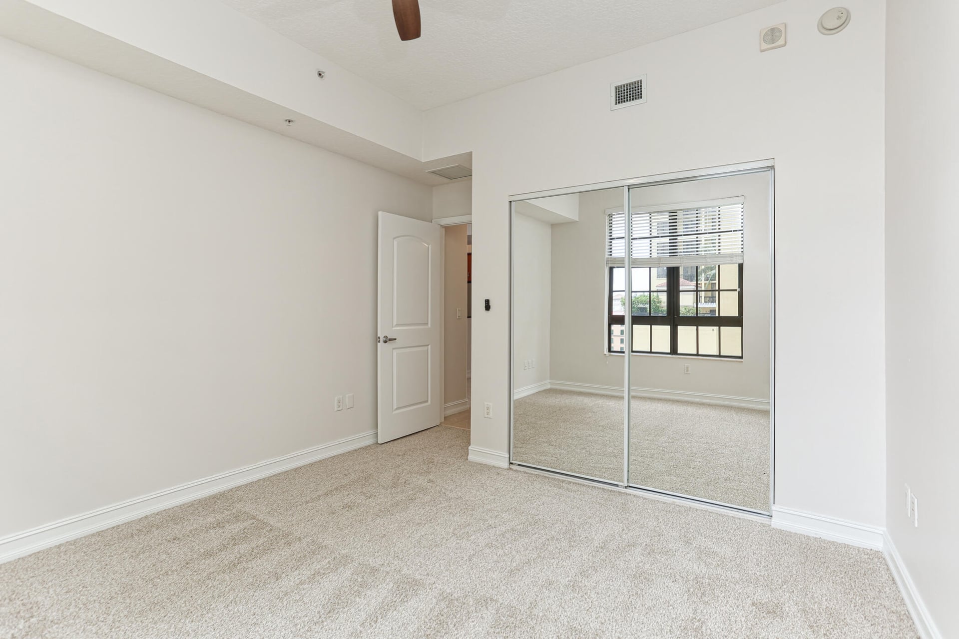 Two City Plaza Unit 603 photo 15