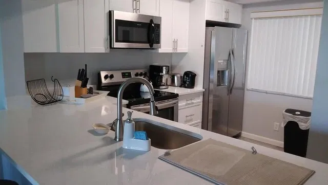 Unit 206 photo 2